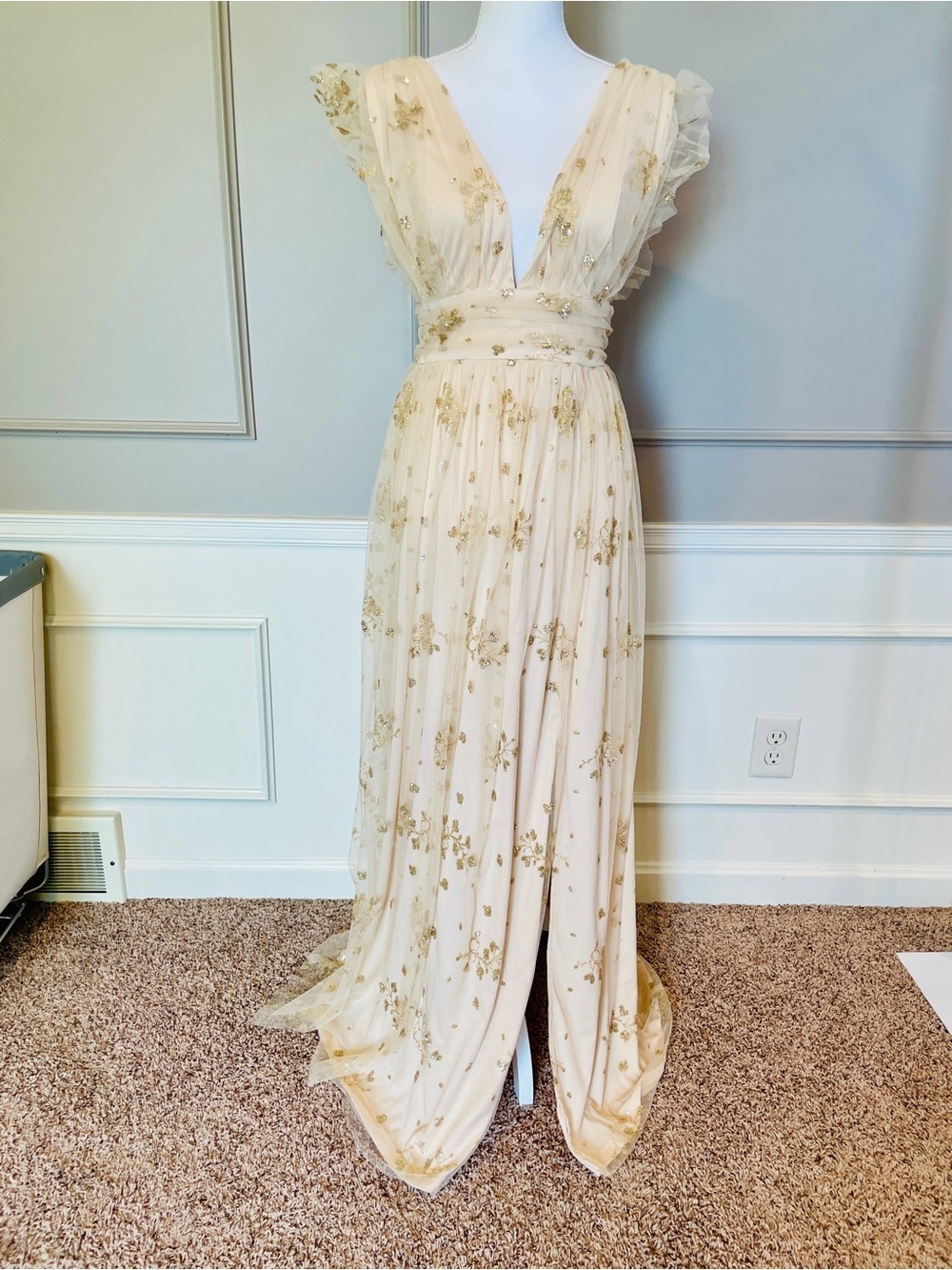 Soieblu XL Maxi Dress Celestial Star Cream Gold Plunging Neckline High Slit